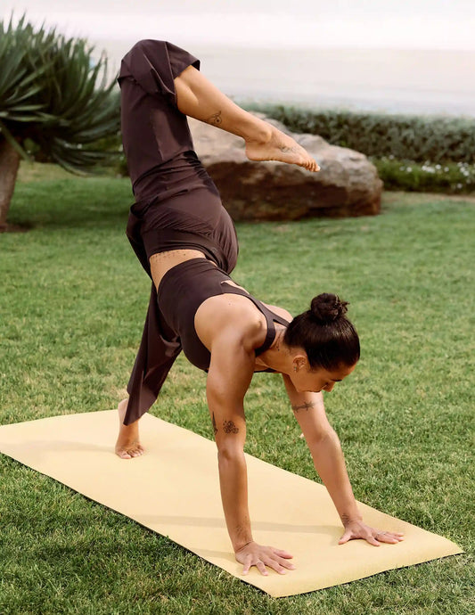 glowzone™ Hybrid Straight Leg Pant 29"