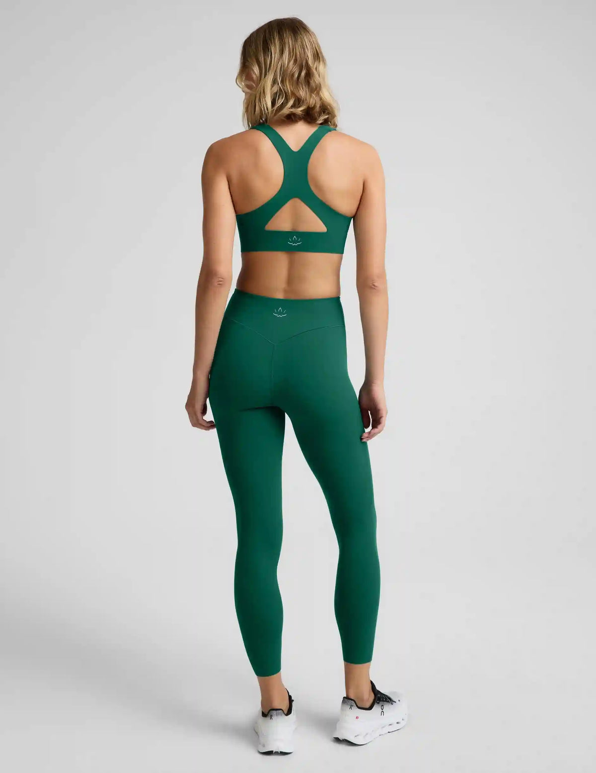 glowzone™ High Waisted Midi Legging